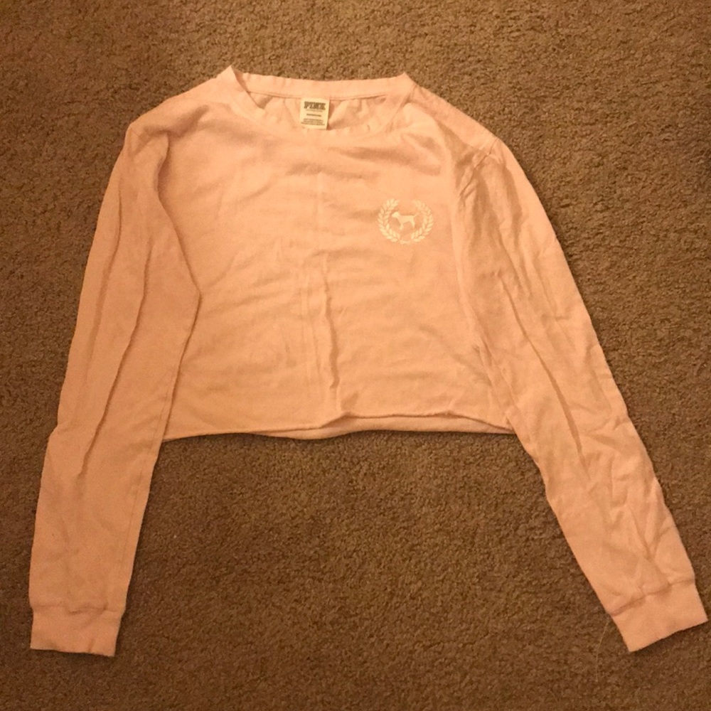Pink crop top in good condition no holes & tears